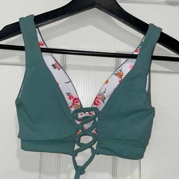 Maaji Allure 4-Way Reversible Bikini Top Sz XS - Picture 6 of 12
